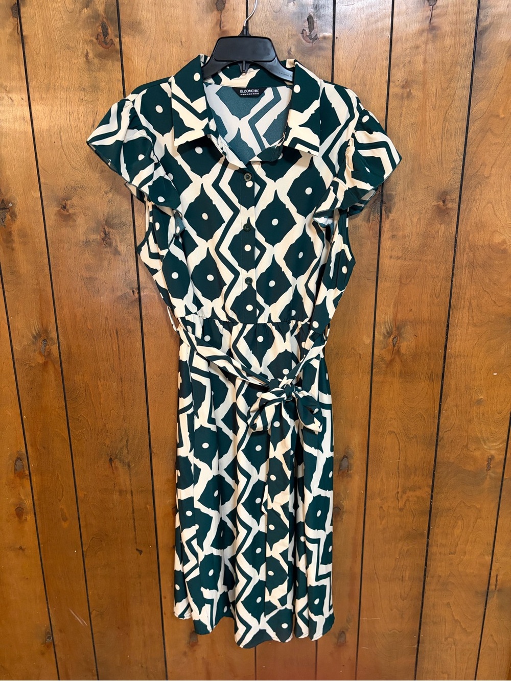 BloomChic Emerald Green and Cream Geometric Tie-Waist Midi Dress
